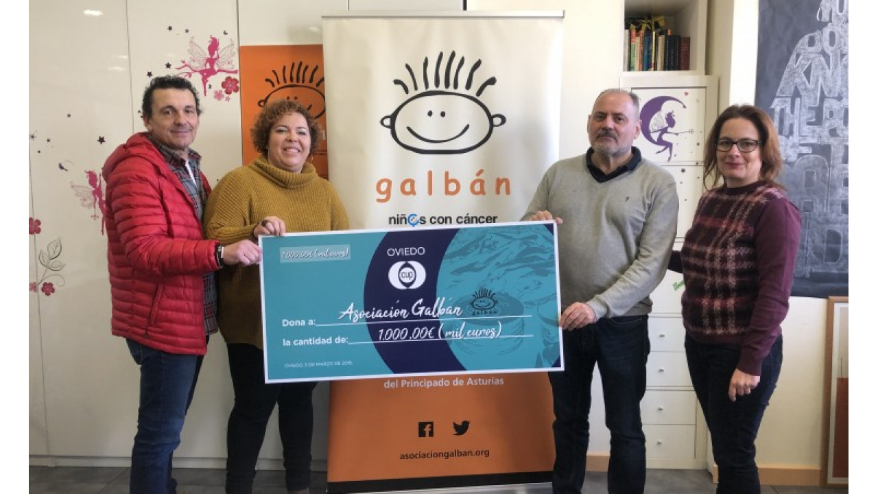 El Torneo Oviedo Cup hace entrega de un donativo a la Asociación Galbán
